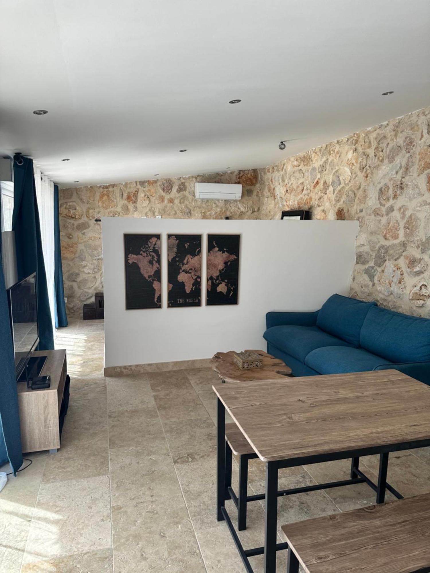 Jolie Maison Avec Vue Sur Piscine บูค์-เบล-แอร์ ภายนอก รูปภาพ